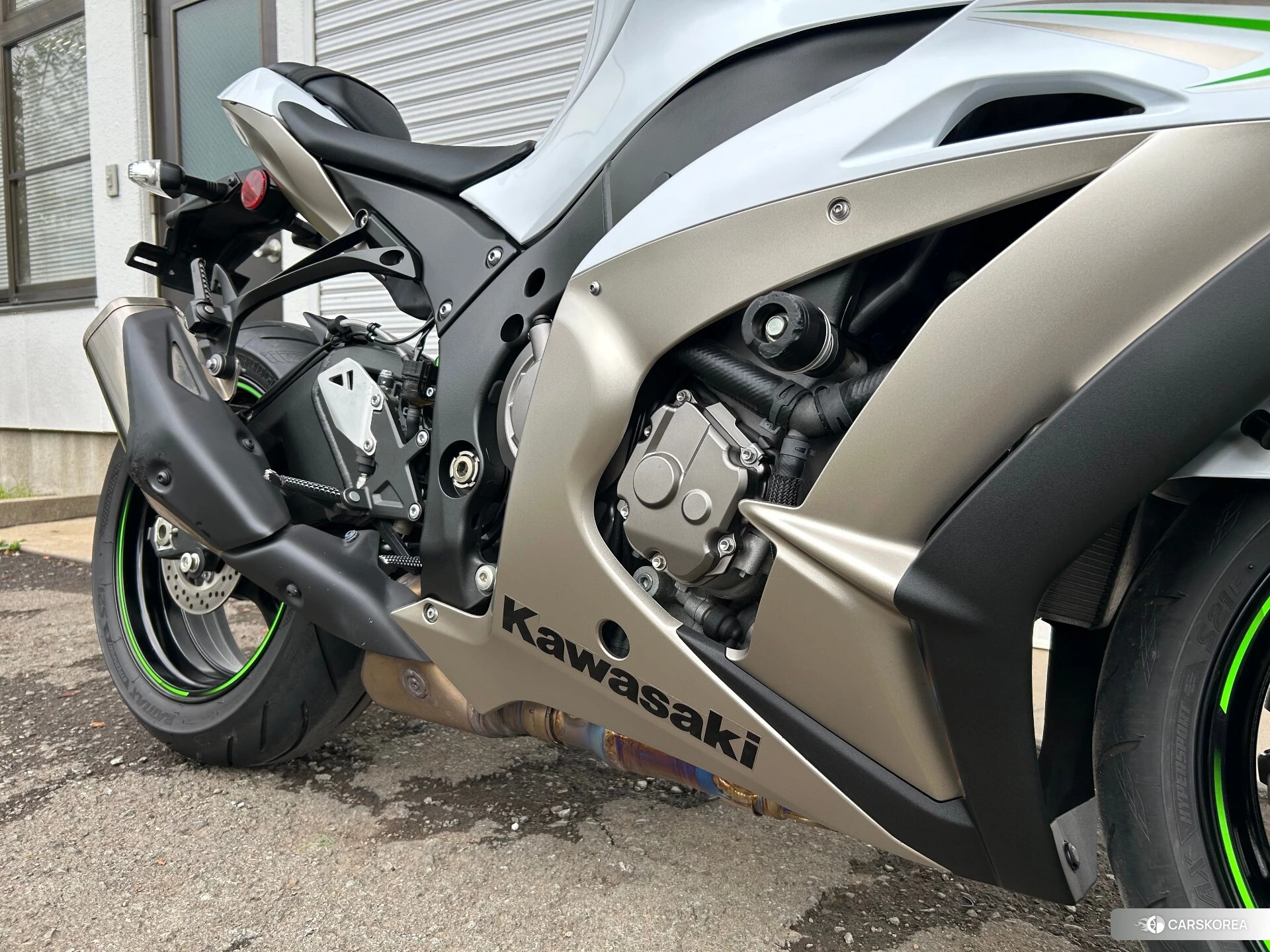 Kawasaki ZX-10R NINJA id 4192779 из Японии 7