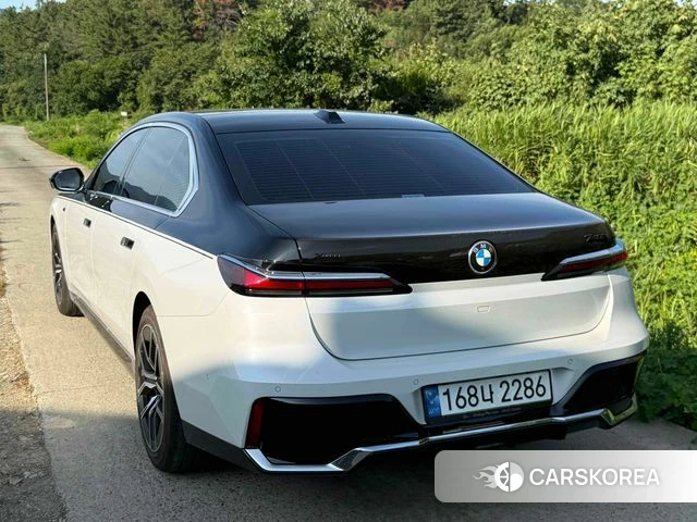 BMW 7 Series (G70) id 4665816 из Кореи 16