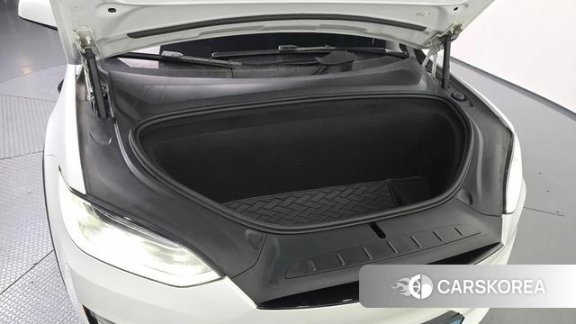 Tesla Model X id 4517044 из Кореи 16