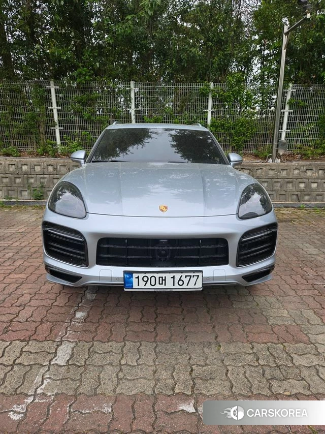 Porsche Cayenne (PO536) 2022 Цвет галактики из Кореи, фото 6