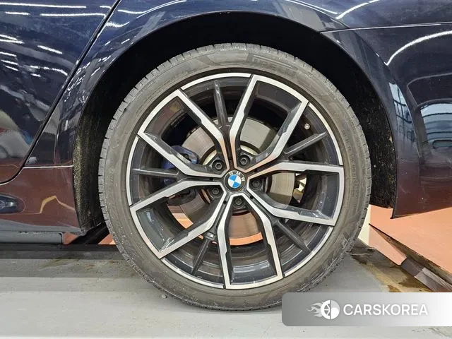 BMW 5 Series (G30) id 3054541 из Кореи 9