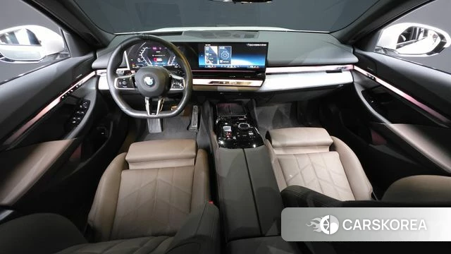 BMW 5 Series (G60) id 4669637 из Кореи 29
