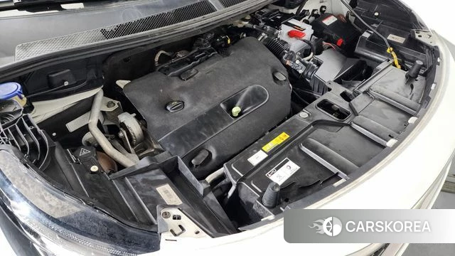 Peugeot 5008 second generation id 4020268 из Кореи 16