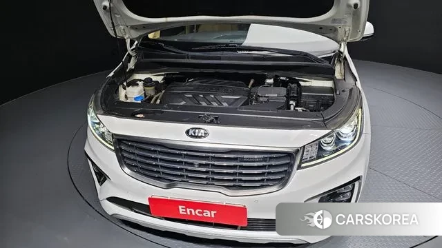 Kia The New Carnival id 3402898 из Кореи 16