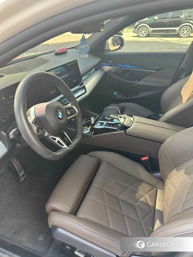 BMW 5 Series (G60) id 4222626 из Кореи 8