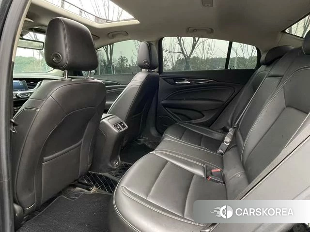 Buick Regal 2023 Черный из Китая, фото 6
