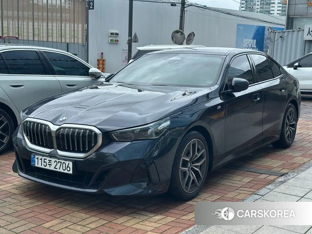 BMW 5 Series (G60) 2025 Синий из Кореи, фото 6