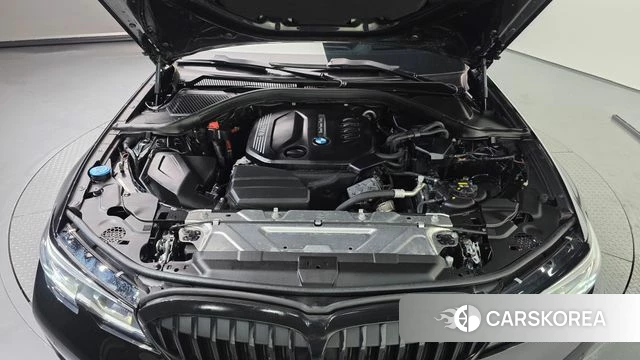 BMW 3 Series (G20) id 4530374 из Кореи 16