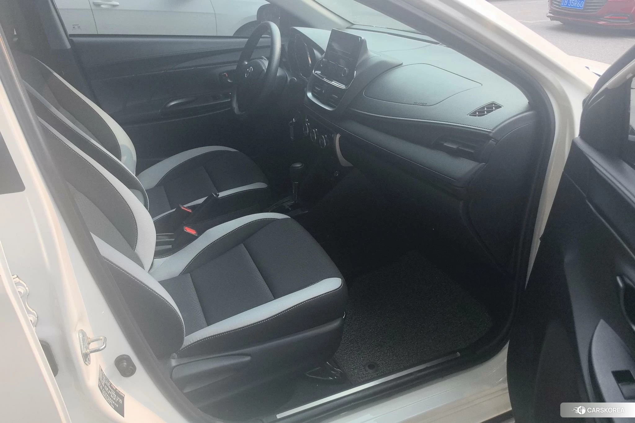 Toyota YARIS L Zhixuan id 4467413 из Китая 13