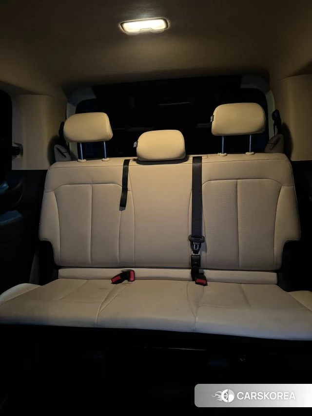 Hyundai Staria id 3921947 из Кореи 8