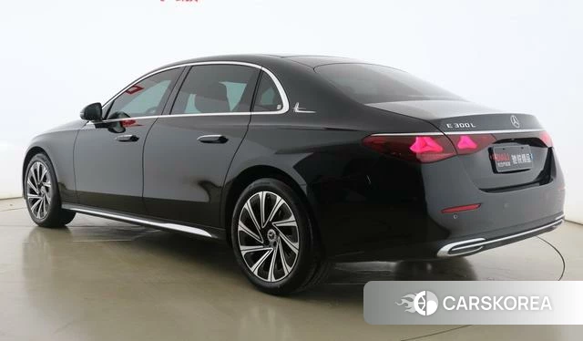 Mercedes-Benz E-class id 4259730 из Китая 26