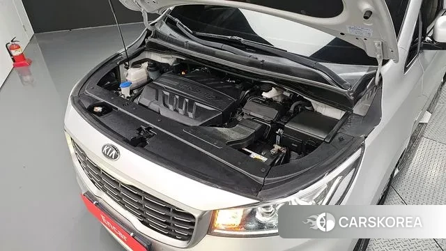 Kia The New Carnival id 3233467 из Кореи 16