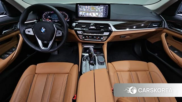 BMW 5 Series (G30) id 3953475 из Кореи 16