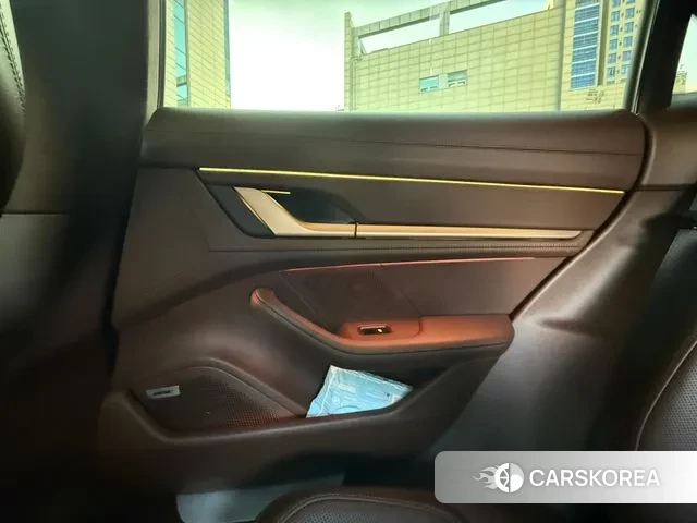 Porsche Taycan id 3695506 из Кореи 15