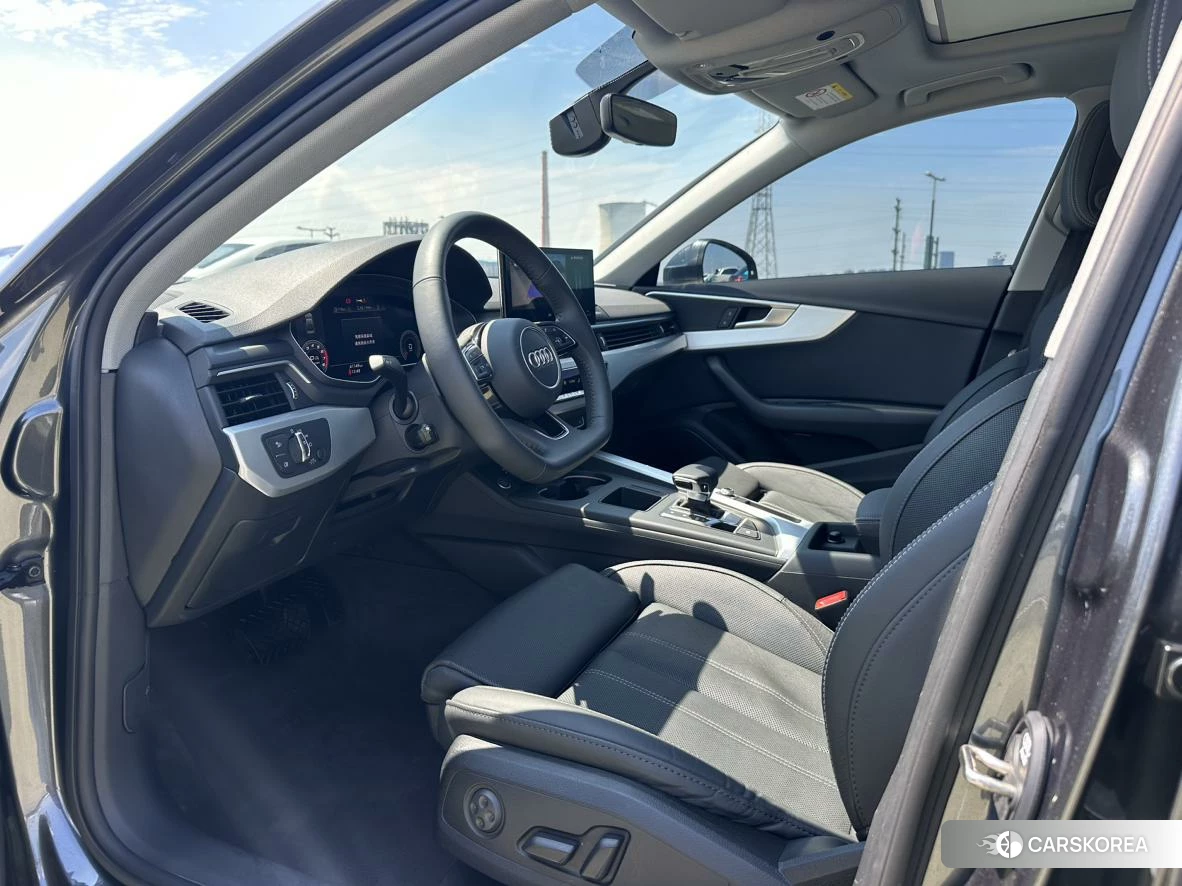 Audi A4L id 4454231 из Китая 14
