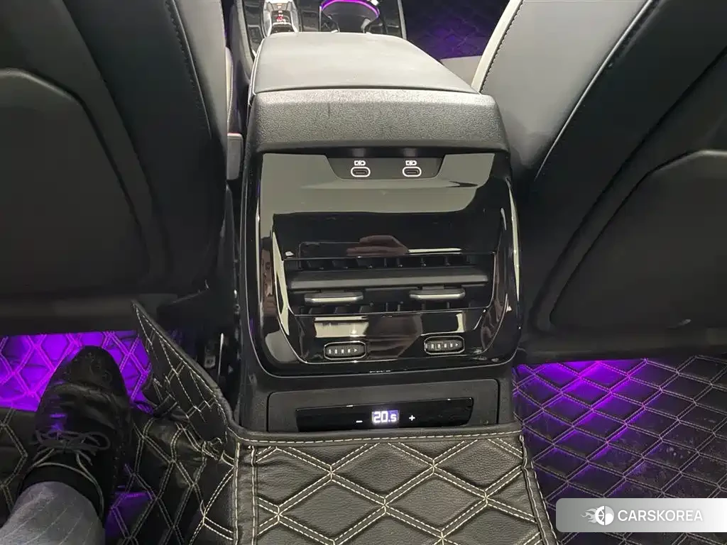 Audi A5L id 4539403 из Китая 13