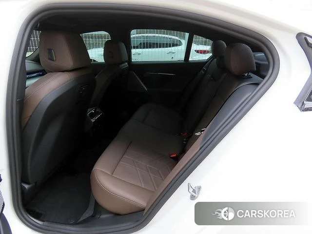 BMW 5 Series (G60) id 4505242 из Кореи 16