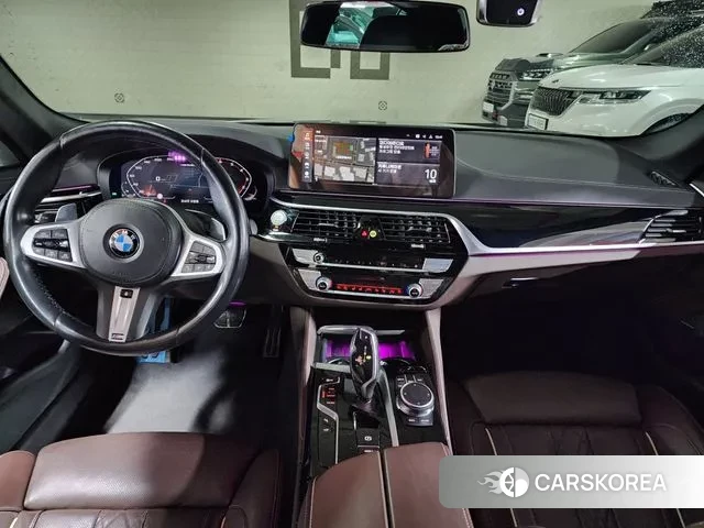 BMW 5 Series (G30) id 3676170 из Кореи 16