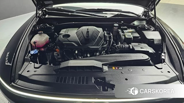 Hyundai Grandeur (GN7) id 3811029 из Кореи 16