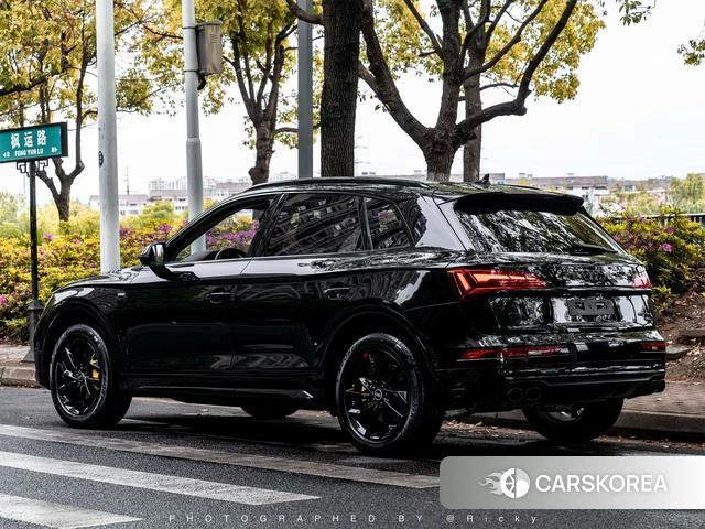 Audi Q5L id 4297660 из Китая 7