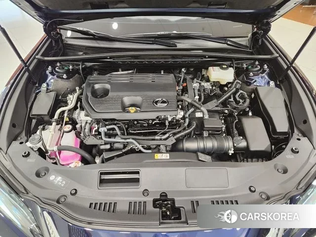 Lexus ES300h 7th generation id 3732472 из Кореи 11