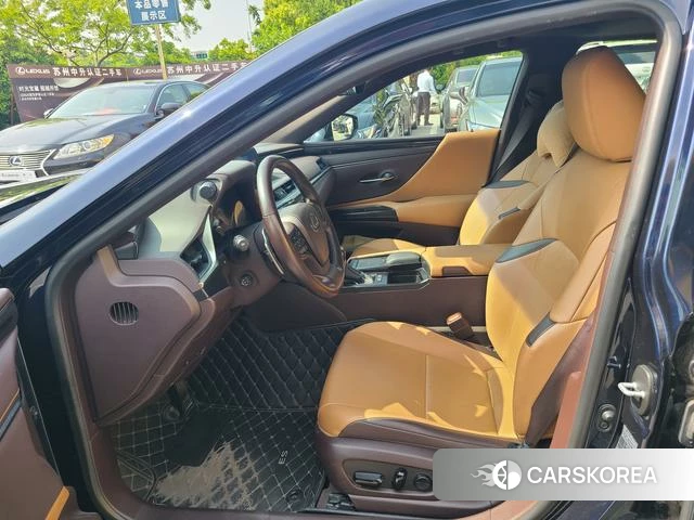 Lexus ES id 4273230 из Китая 8
