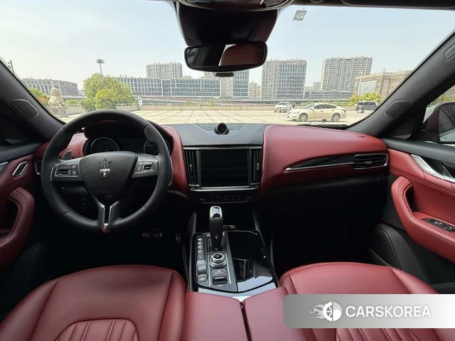 Maserati Levante 2021 Белый из Китая, фото 6
