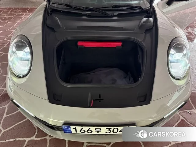 Porsche 911(992) id 3023666 из Кореи 14