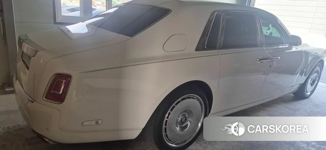 Rolls-Royce Phantom id 3896444 из Кореи 10