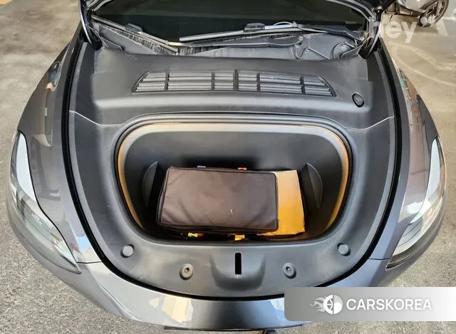 Tesla Model Y id 3765053 из Кореи 10