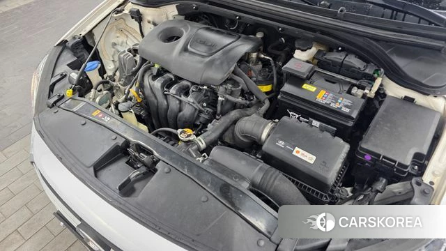 Hyundai Avante AD id 4557953 из Кореи 25