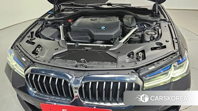 BMW 5 Series (G30) id 4360723 из Кореи 27