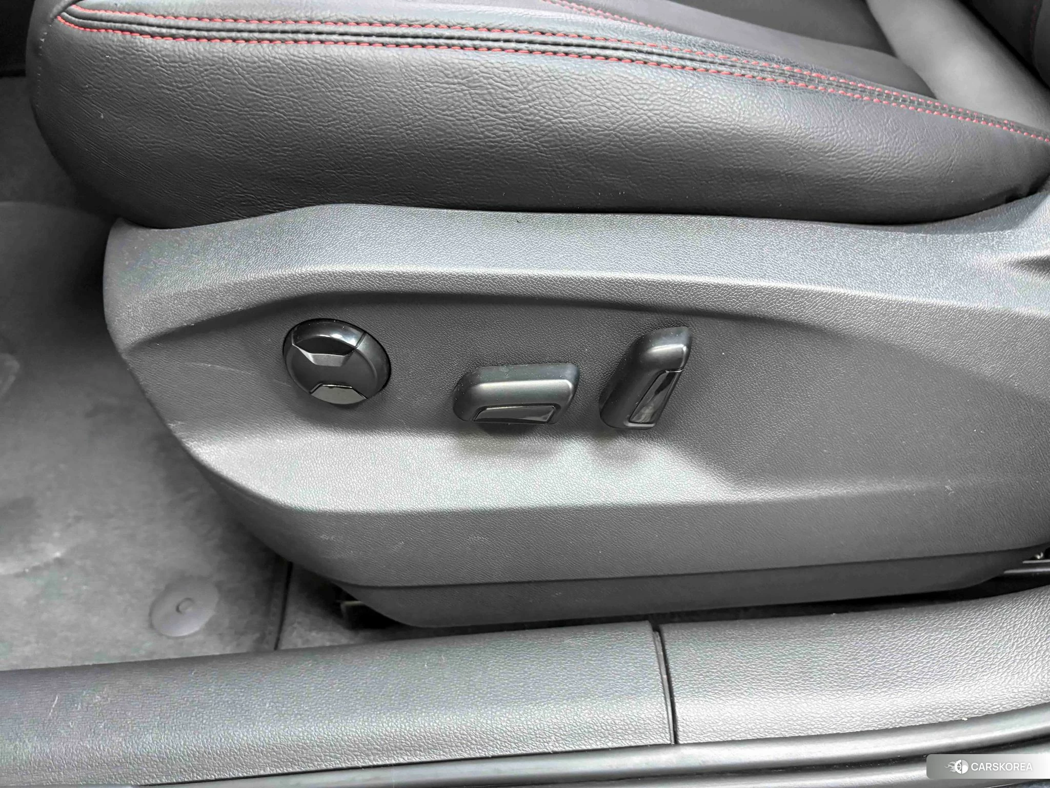 Audi Q2L id 4510600 из Китая 39