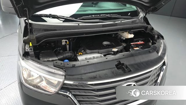 Hyundai The New Grand Starex id 3942152 из Кореи 16