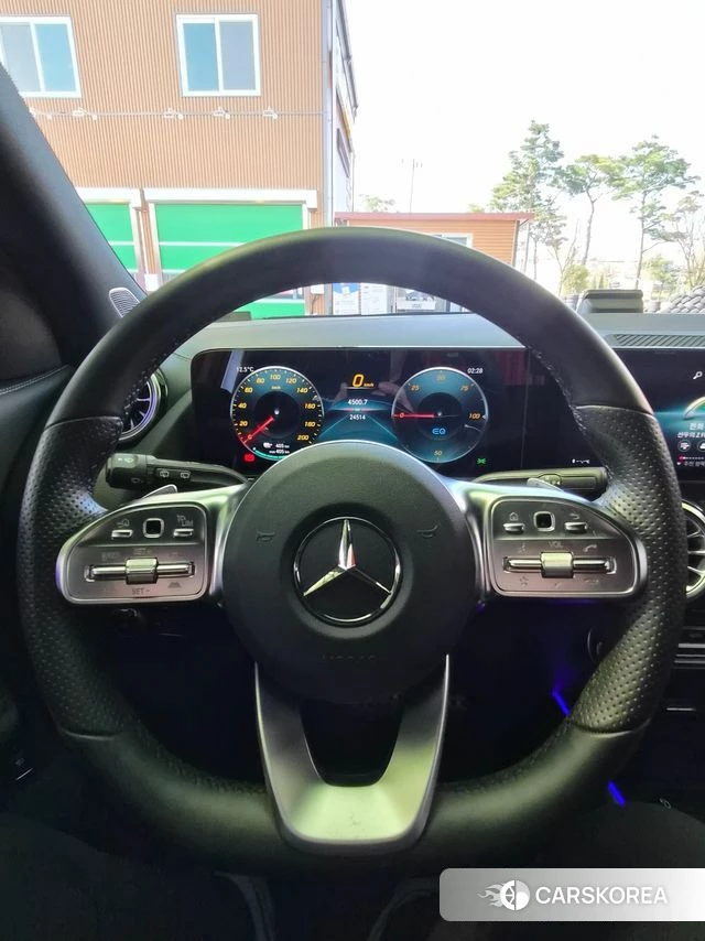 Mercedes-Benz EQA H243 id 4303504 из Кореи 10