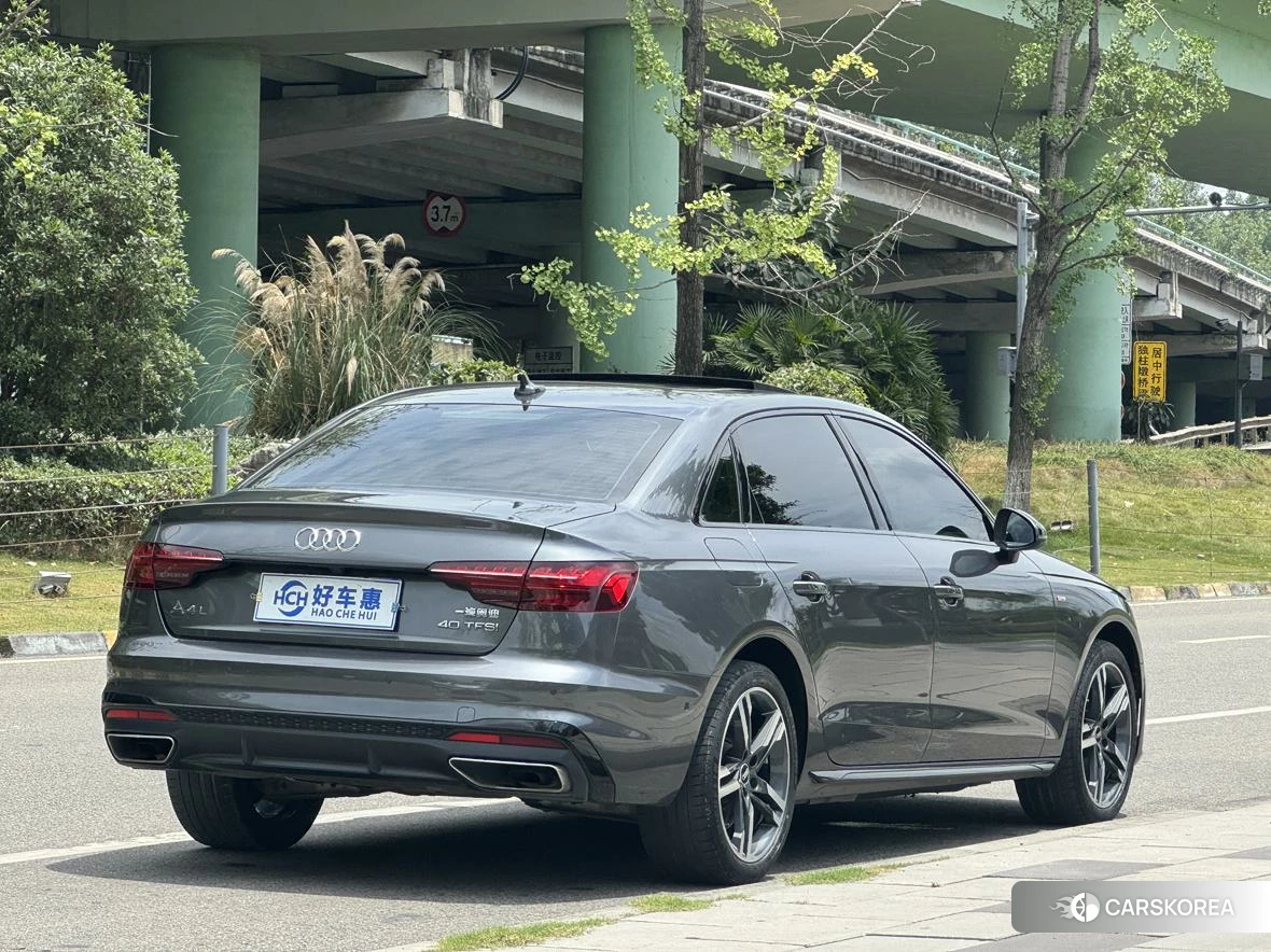 Audi A4L id 4498618 из Китая 8