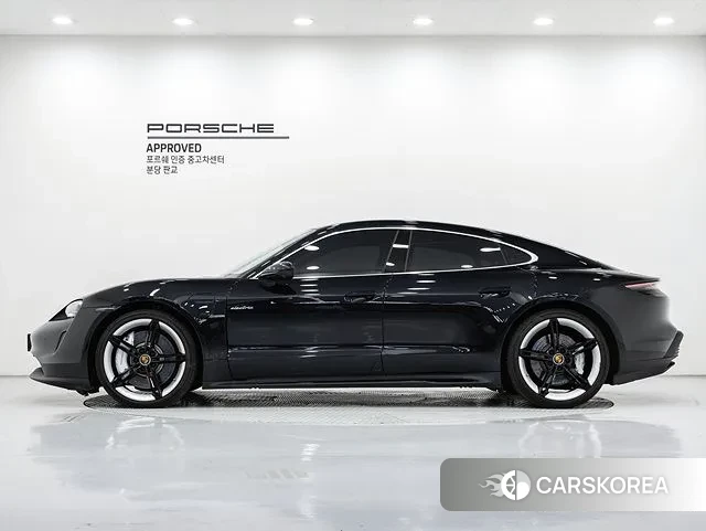 Porsche Taycan id 3365686 из Кореи 13