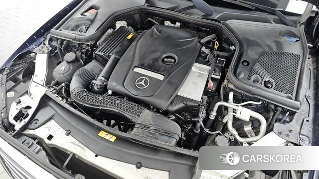 Mercedes-Benz E-Class W213 id 4471729 из Кореи 31
