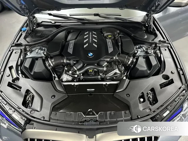 BMW 5 Series (G30) id 2939509 из Кореи 9