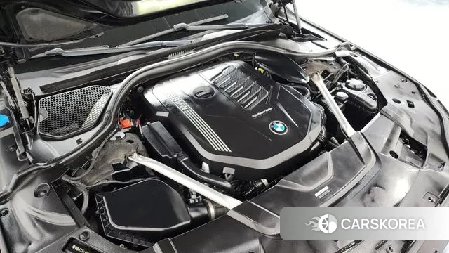 BMW 7 Series (G11) id 3641356 из Кореи 16