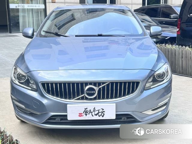 Volvo S60 id 4211141 из Китая 17