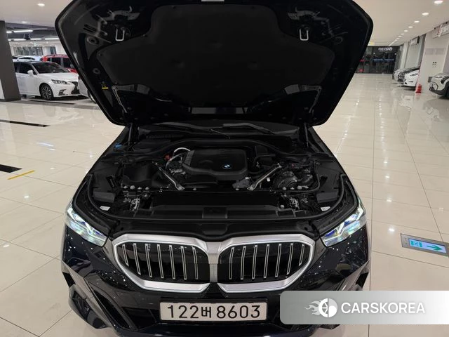 BMW 5 Series (G60) id 4329364 из Кореи 16