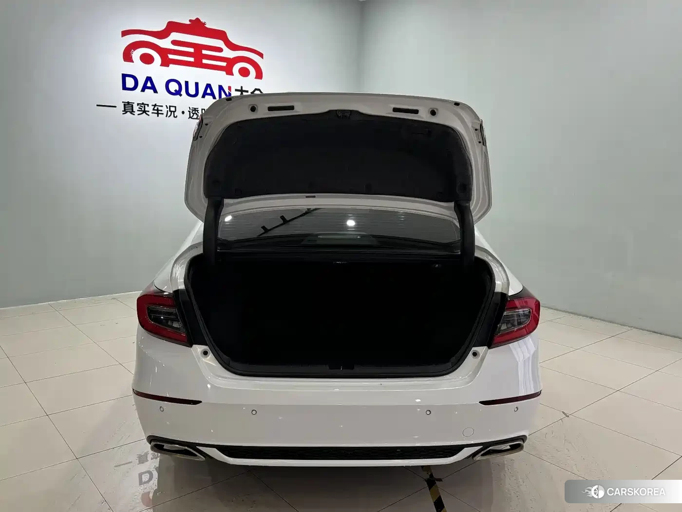 Honda Accord id 4685954 из Китая 13