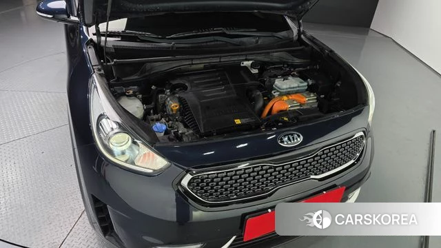 Kia Niro id 3853931 из Кореи 16