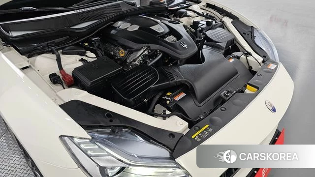 Maserati Quattroporte id 3886414 из Кореи 16