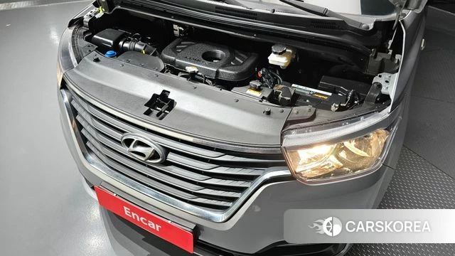 Hyundai The New Grand Starex id 4477045 из Кореи 16
