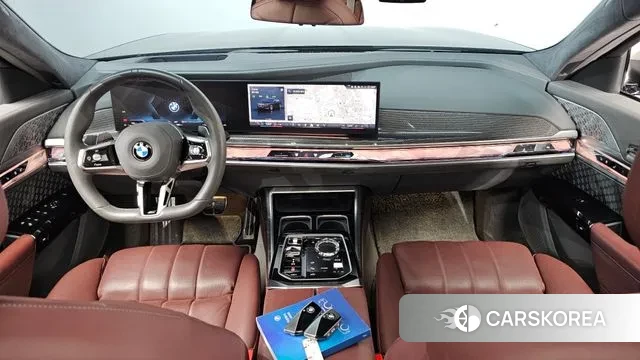 BMW 7 Series (G70) id 3394539 из Кореи 16