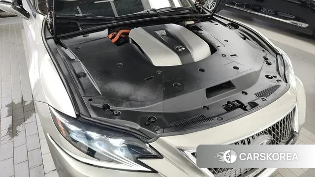 Lexus LS500h 5th generation id 3096021 из Кореи 16