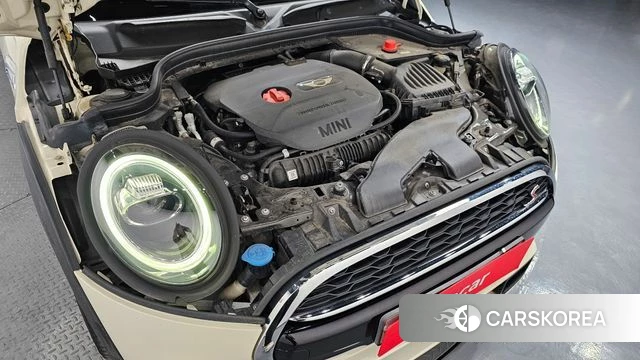Mini Cooper S id 4465342 из Кореи 28