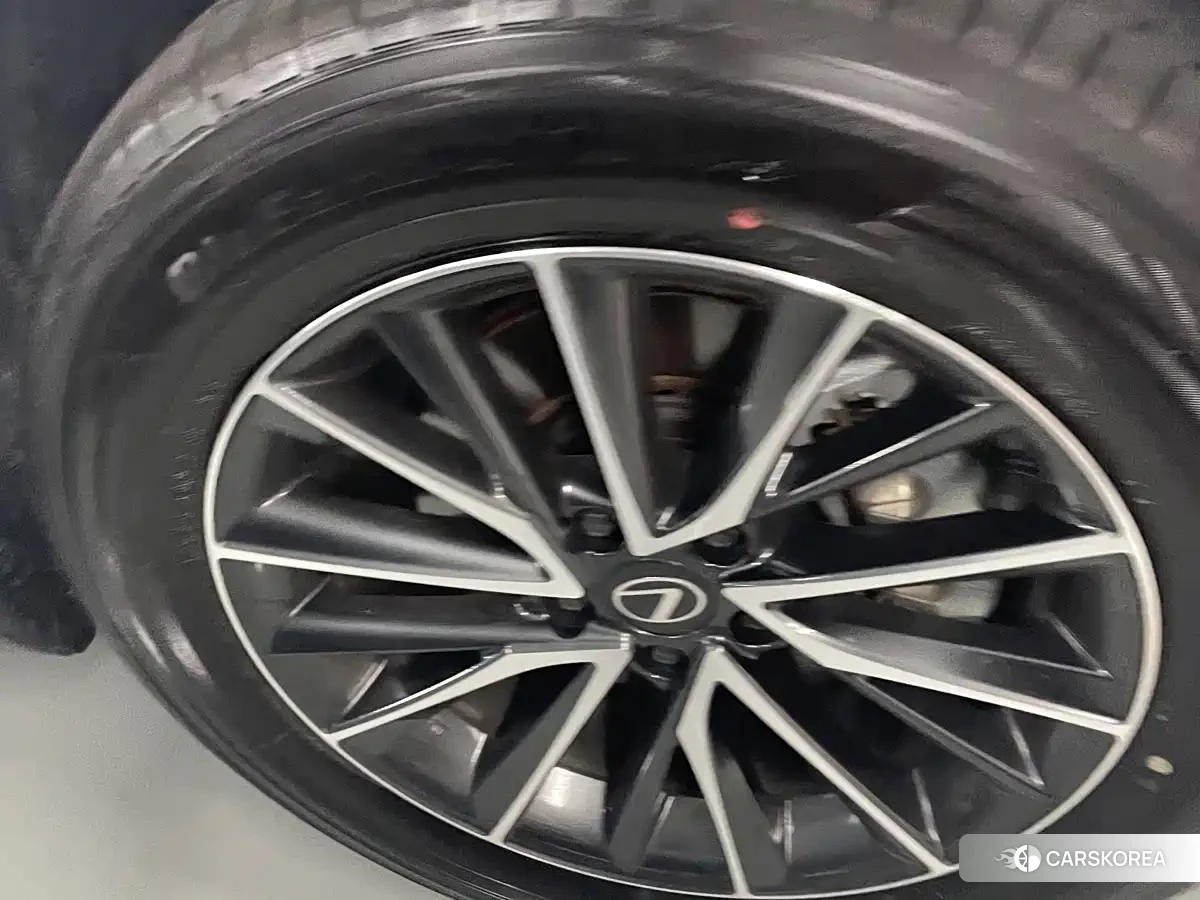 Lexus NX id 4514307 из Китая 9